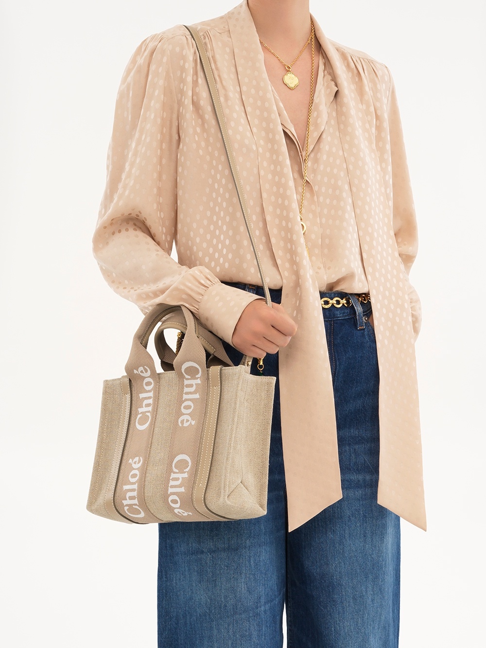 Chloé Small Woody Tote Bag In Nude
