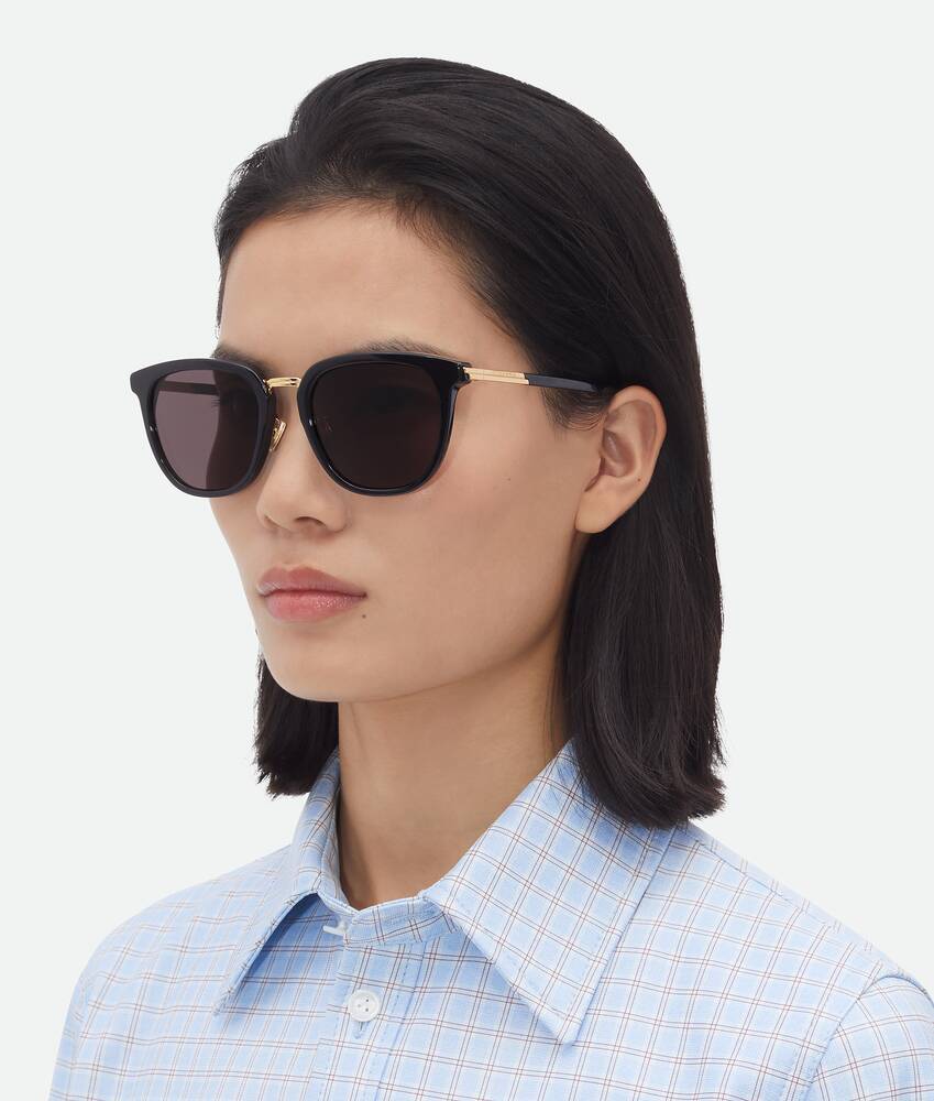 Bottega Veneta Forte Square Sunglasses In Black