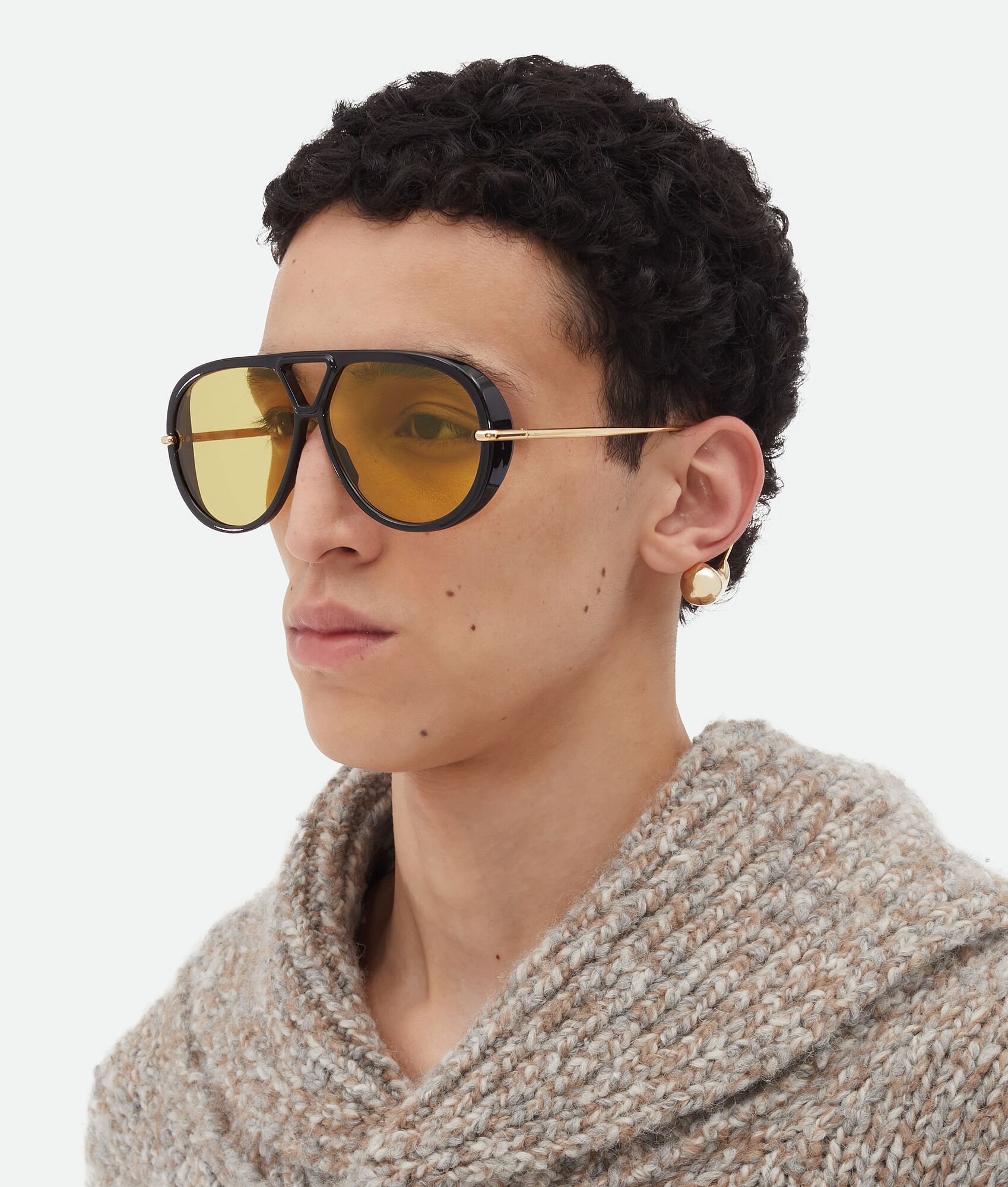 Bottega Veneta Logo Sunglasses In Green