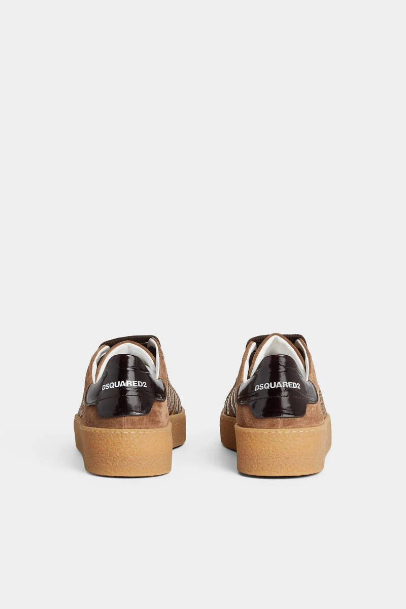 Dsquared2 Lace-up Low-top Casual Shoes In Brown