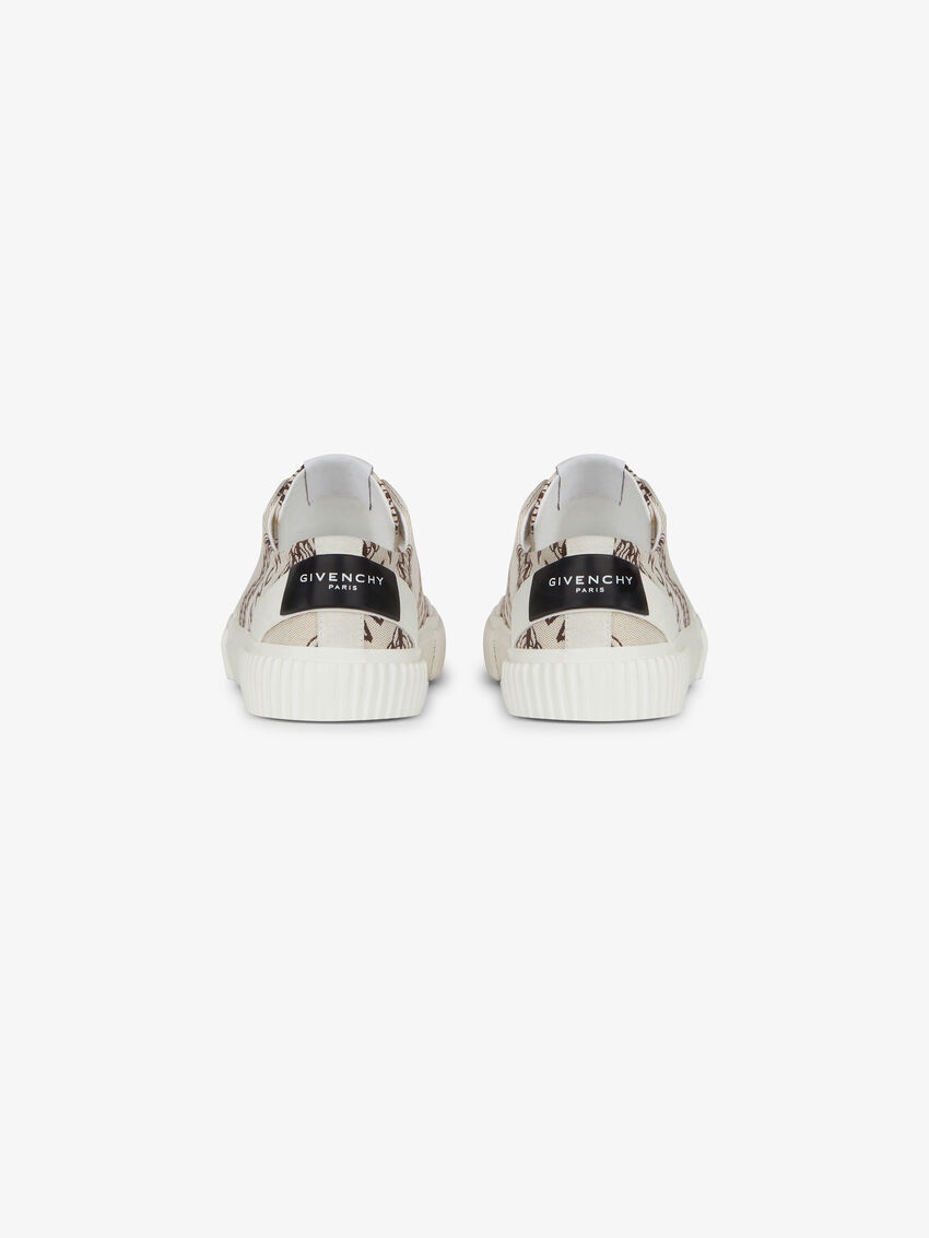 Givenchy Chain Logo Sneakers In White