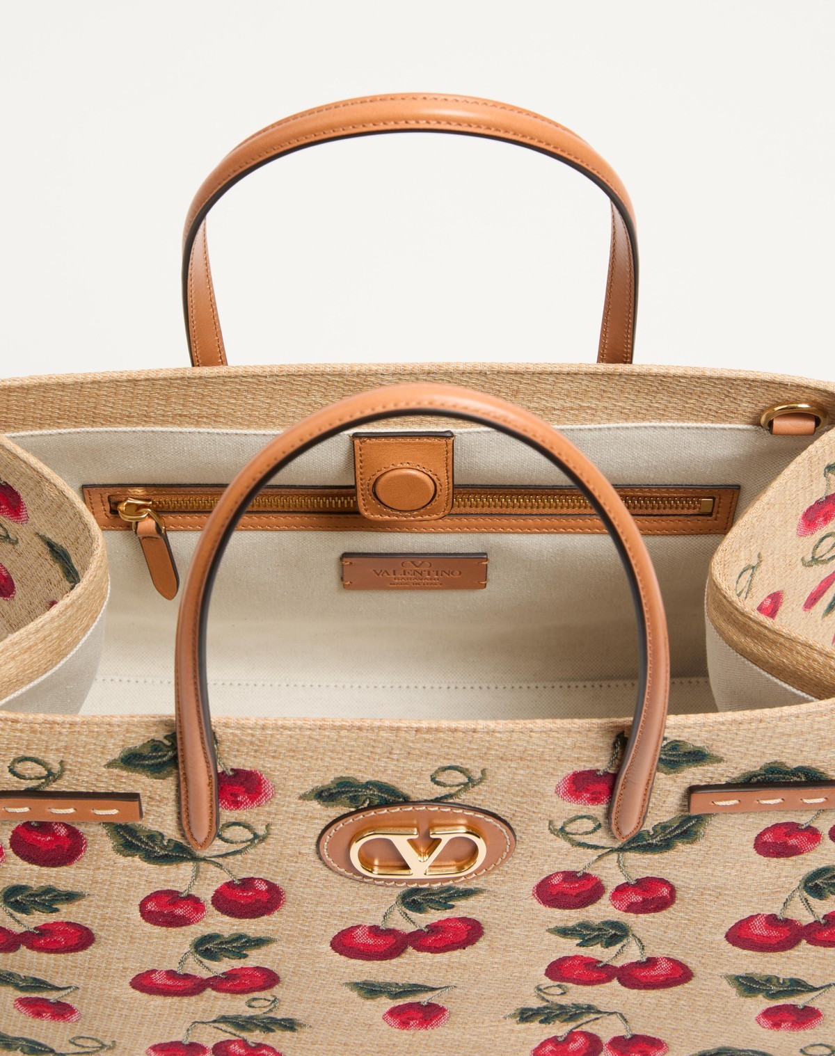 Valentino Garavani Garavani Antibes Medium Shopping Bag In Jacquard Raffia With Cherryfic Motif Woma In Natural/red