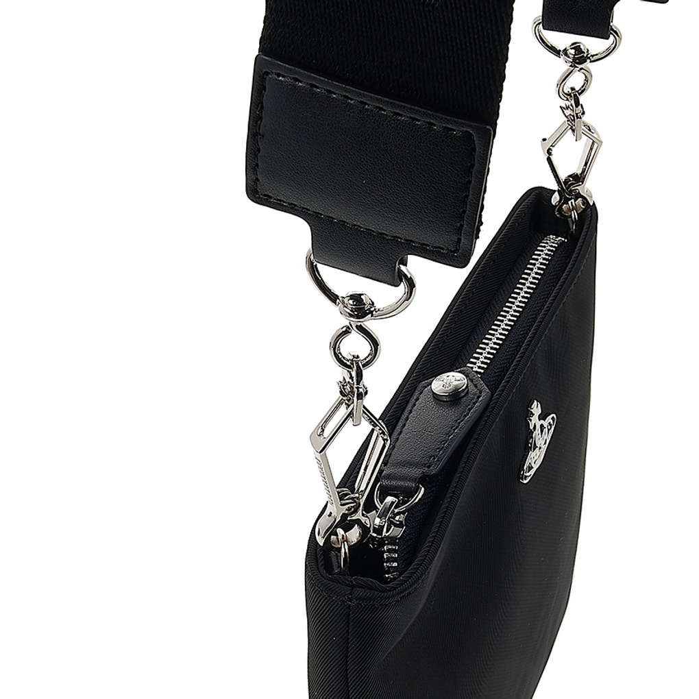 Vivienne Westwood Logo Shoulder Bag In Black