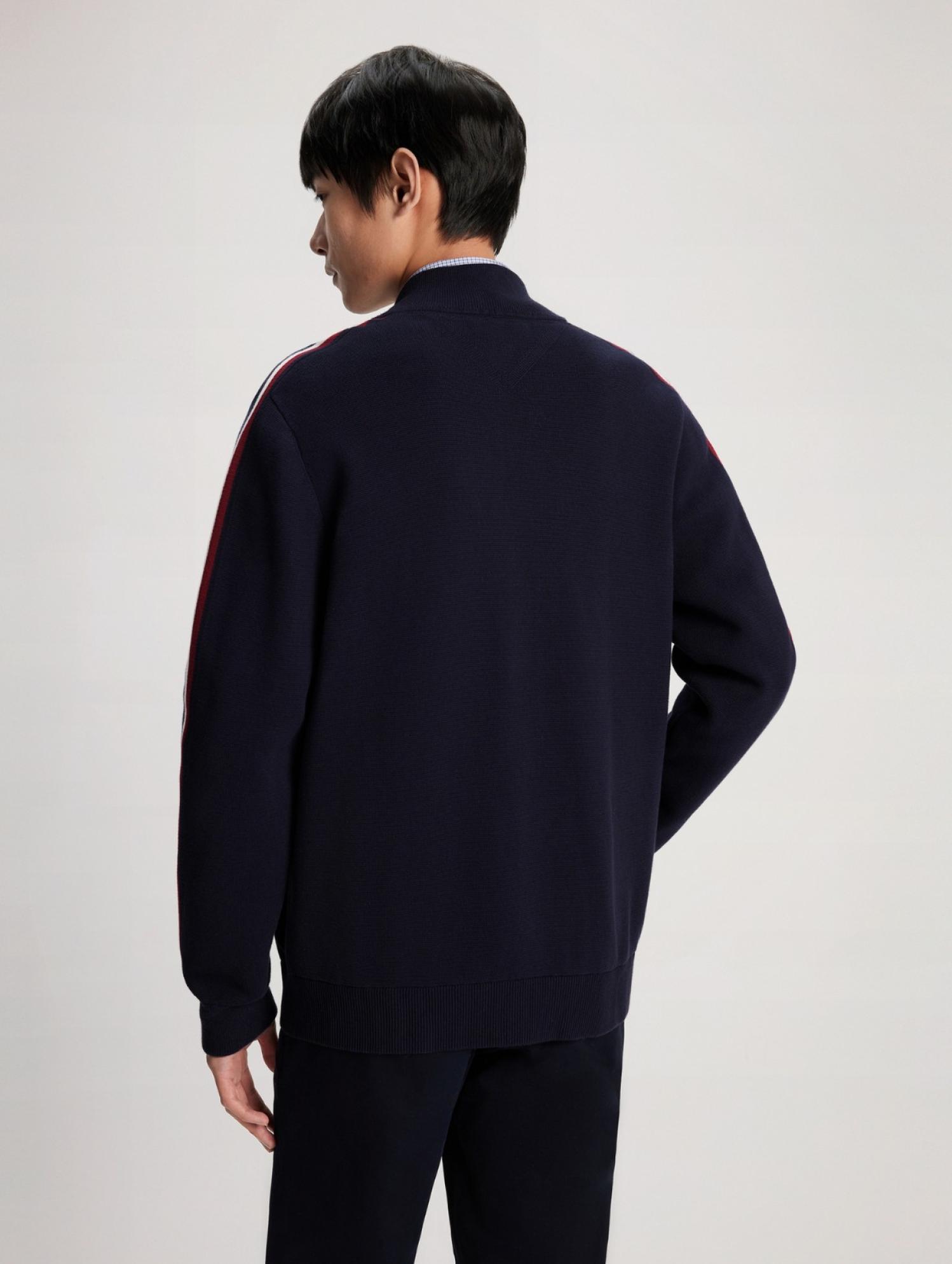 Tommy Hilfiger Long-sleeved Sweater In Black