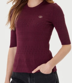 Twinset Ribbed Logo-plaque Jumper In Red