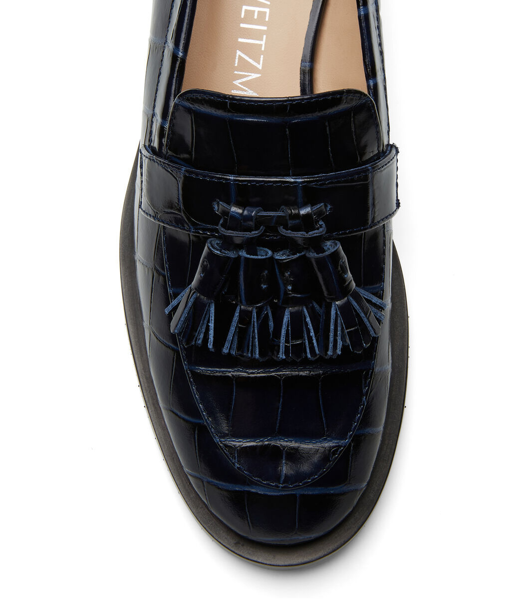 Stuart Weitzman Crocodile-effect Tasseled Loafers In Black