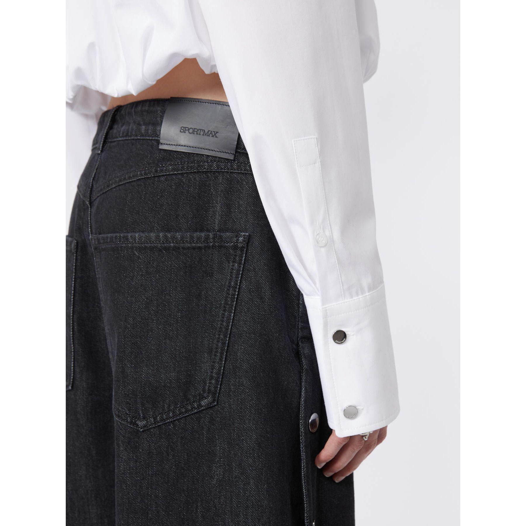 Sportmax Buttoned Long-sleeved Cropped Shirt In White