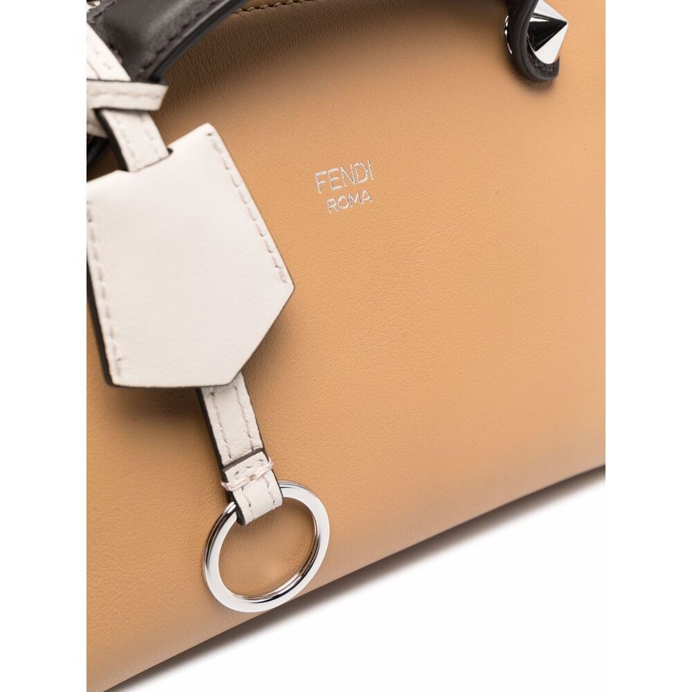 Fendi Logo-print Tote Bag In Nude
