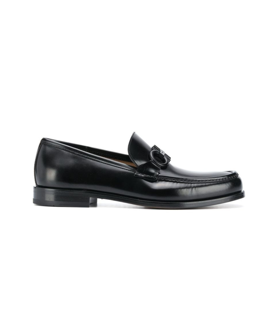 Ferragamo Leather David Loafer With Gancini Hook For Men In Black
