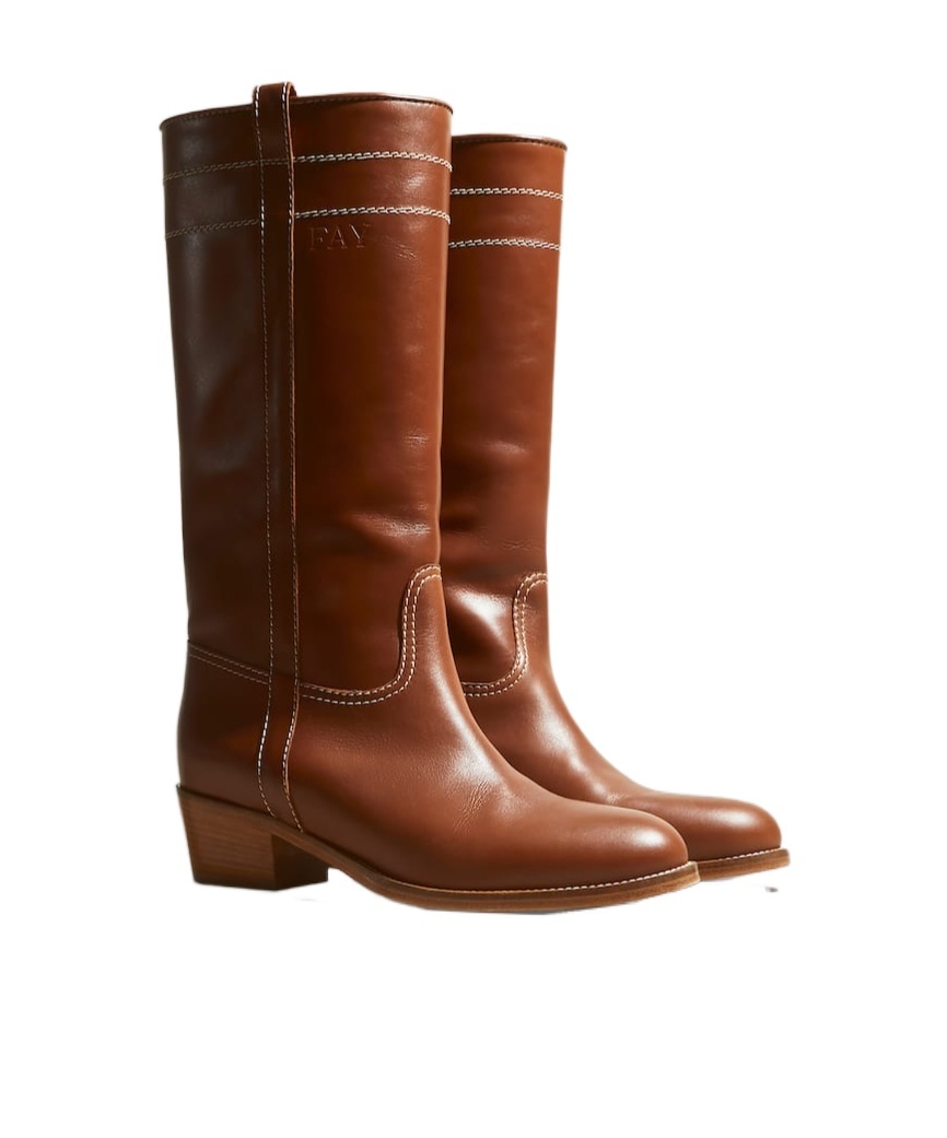 Fay Elegantly Crafted Leather Boot In Brown