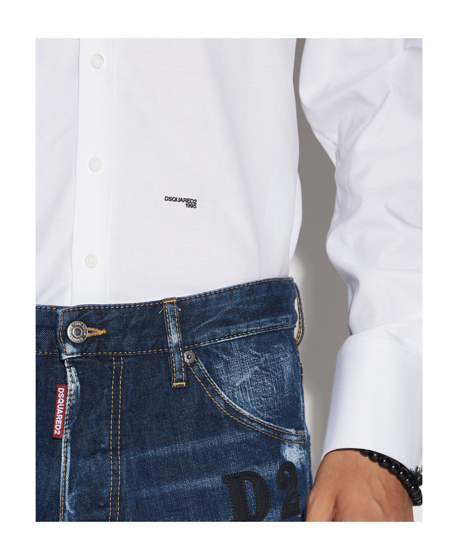 Dsquared2 Long Sleeved Buttoned Shirt In White