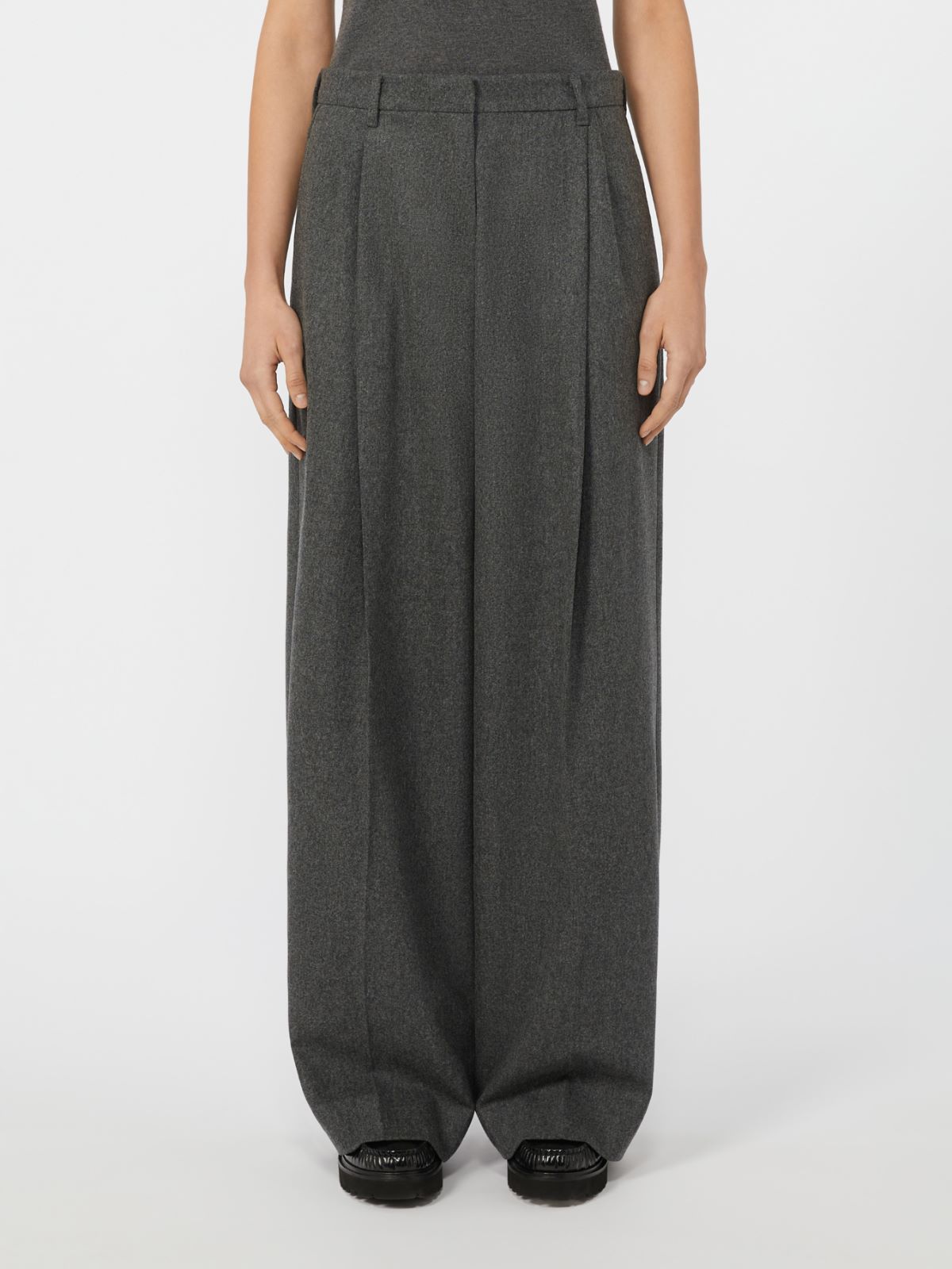 Max Mara Wide-fit Wool Flannel Trousers In Gray