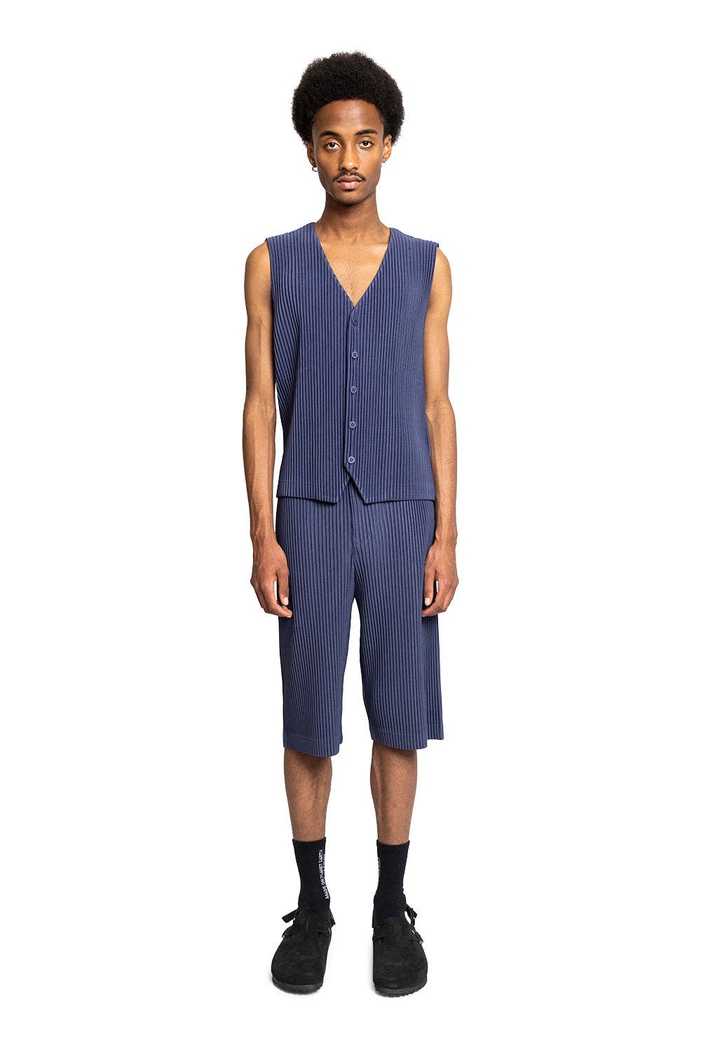 Shop Issey Miyake Pleated V-neck Vest In Blue