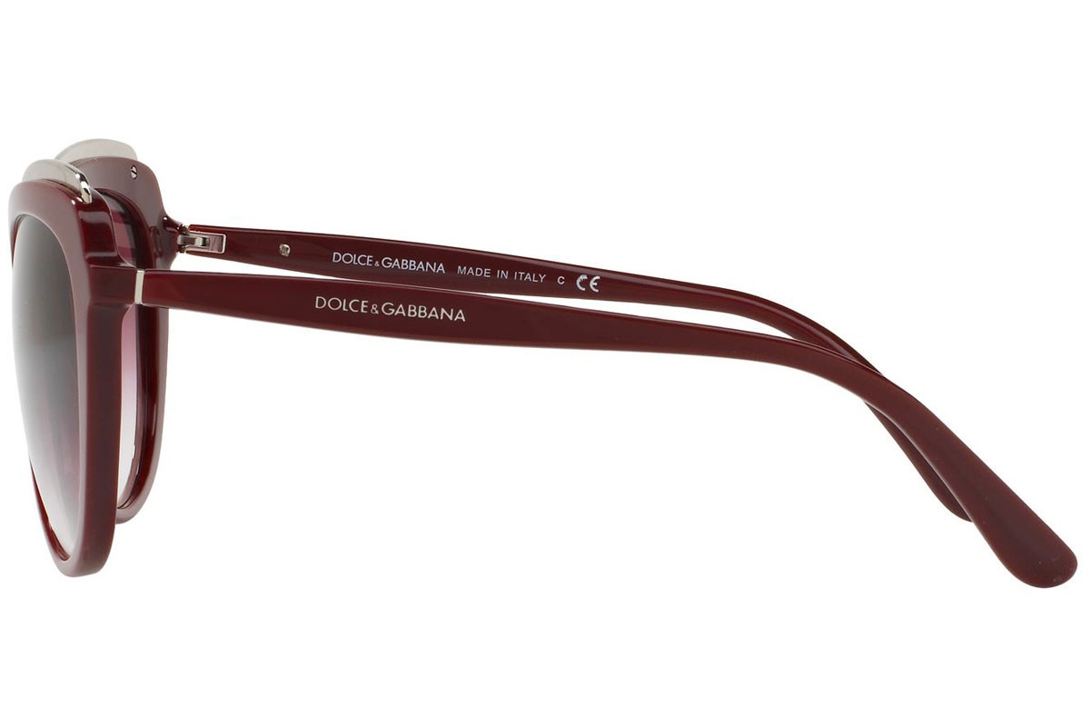 Dolce & Gabbana Logo Sunglasses In Red