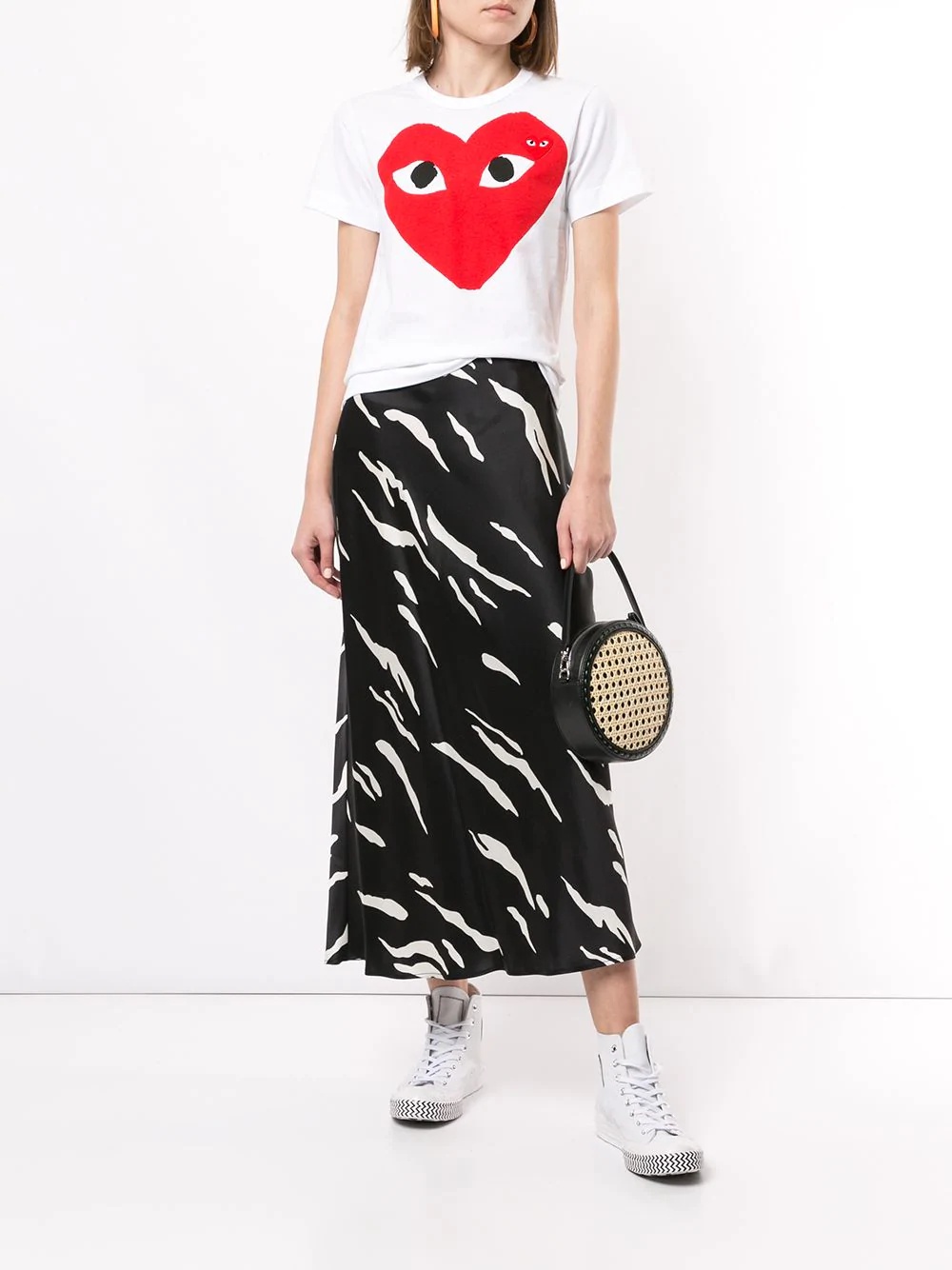 Comme Des Garçons Play Heart Print Logo Patch T-shirt In White