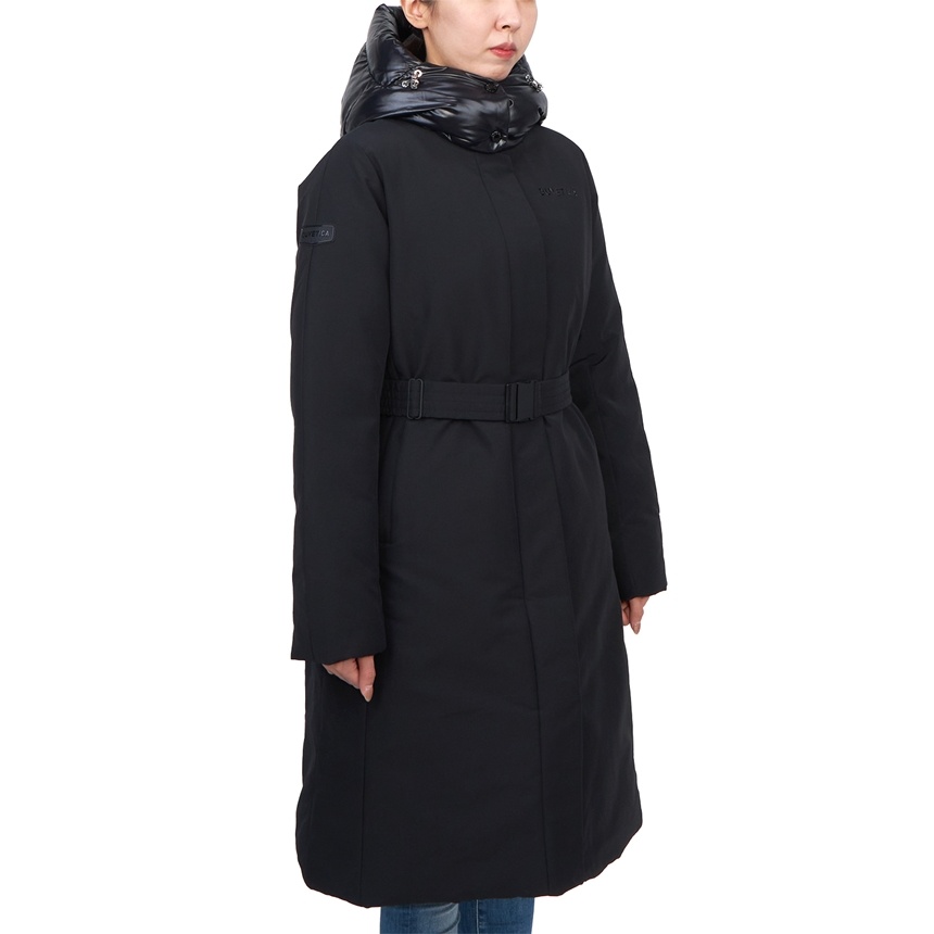 Duvetica Long-sleeved Hooded Down Jacket In Black