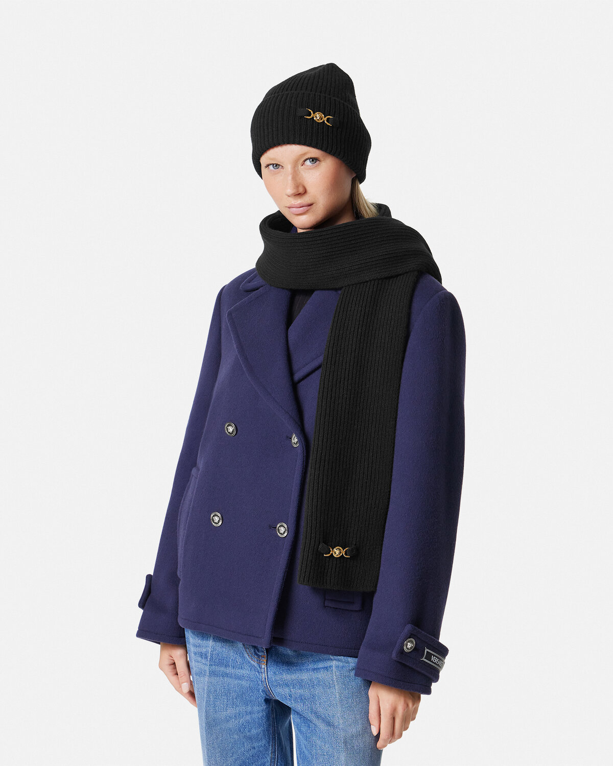 Versace Medusa Head-plaque Ribbed Scarf In Black