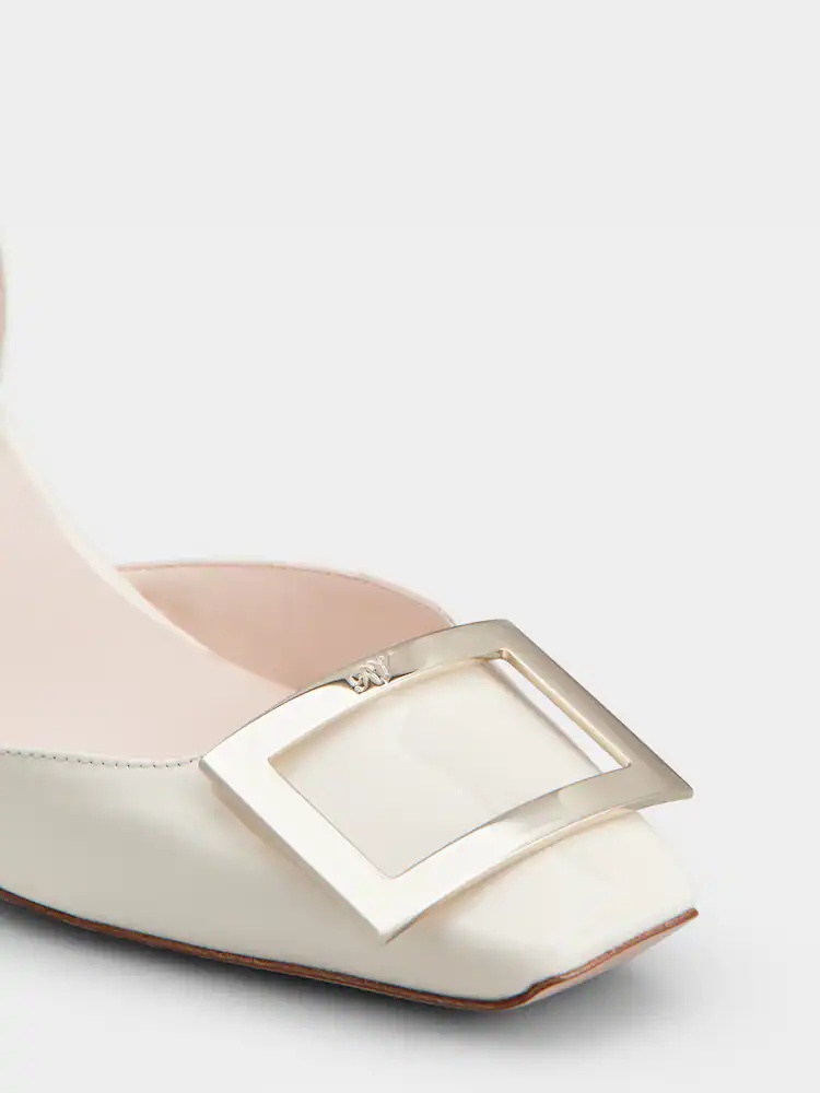 Roger Vivier Trompette 100 Metal Buckle Slingback Pumps In Leather In White