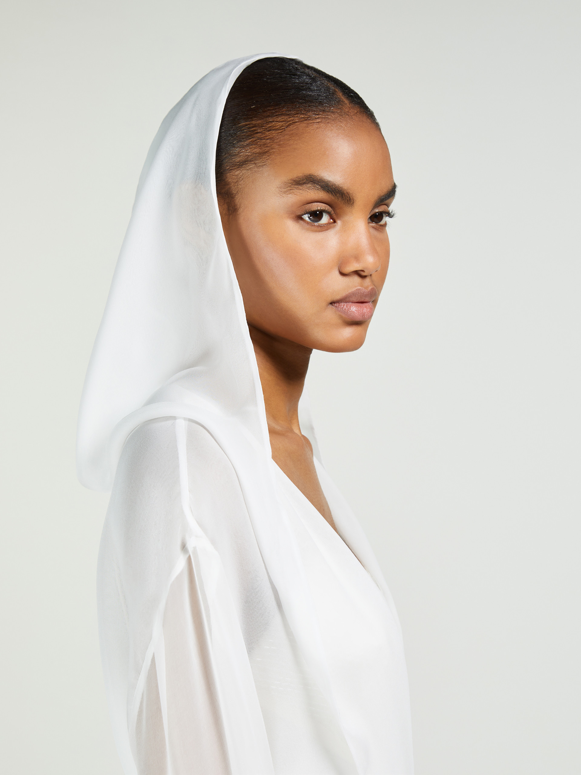 Max Mara Long-sleeved Robe Jacket In White