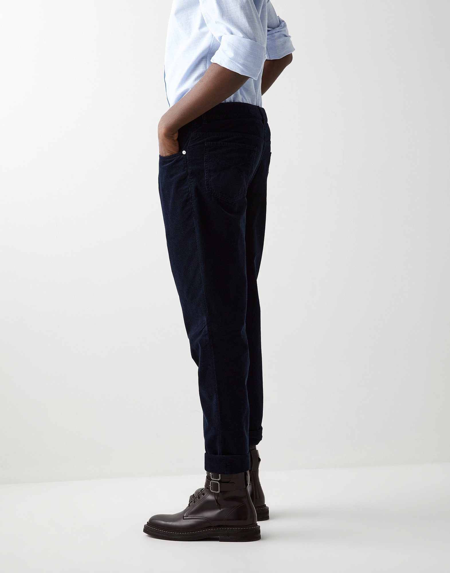 Brunello Cucinelli Straight Leg Corduroy Chinos In Black