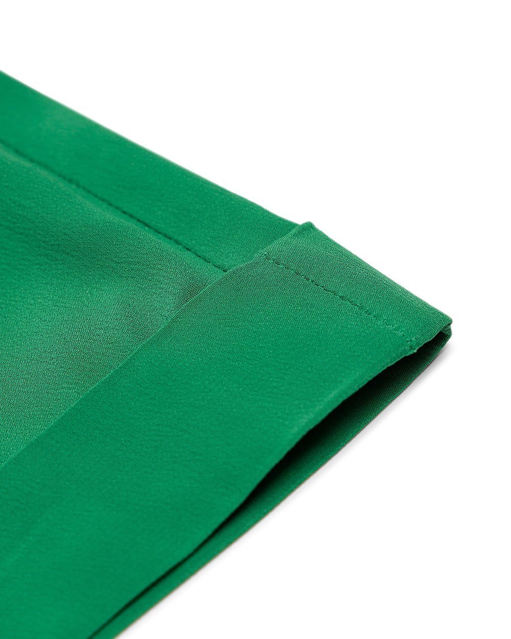 Moschino Logo Detail Shorts In Green