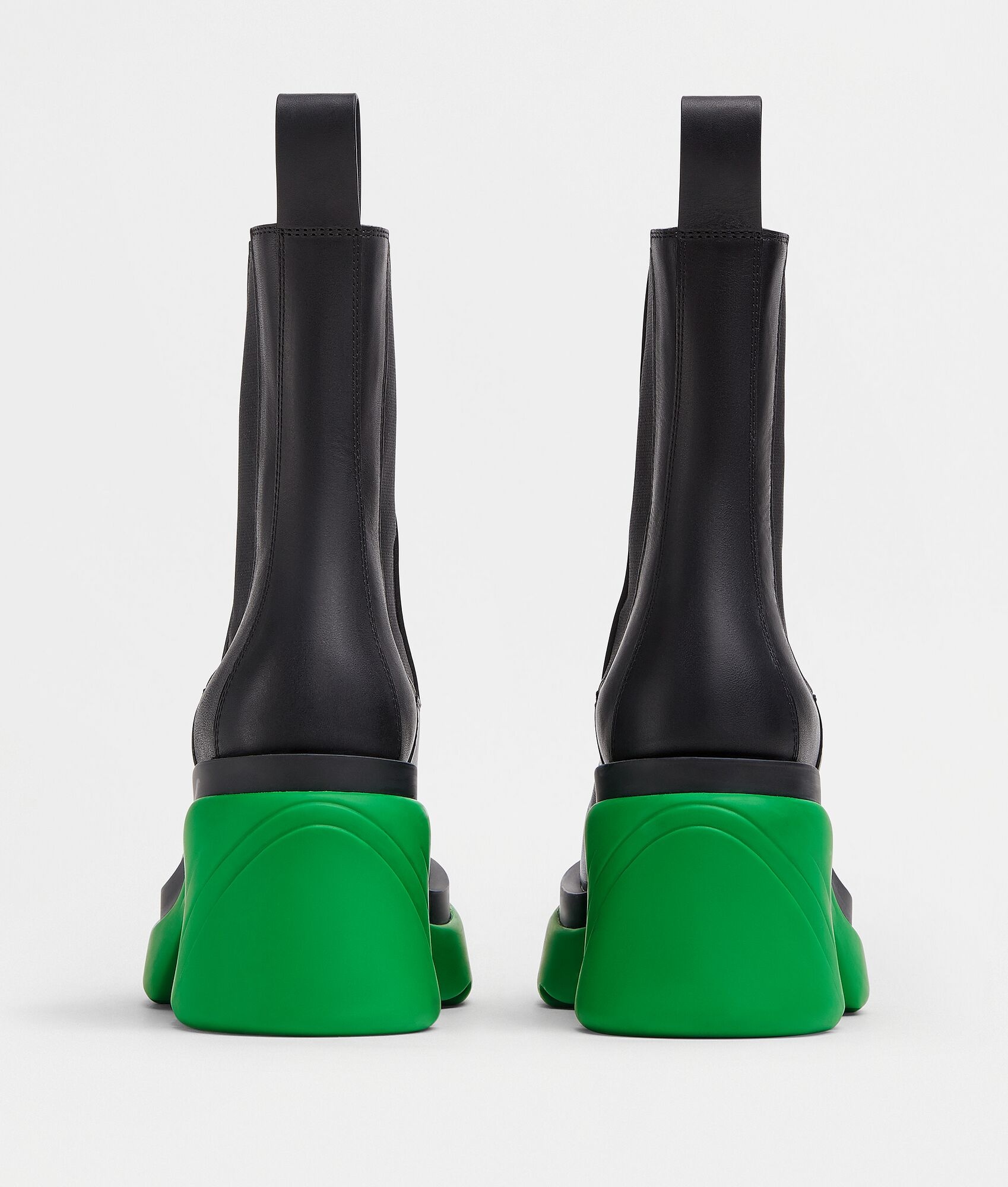 Bottega Veneta Leather Platform Chelsea Boots In Black