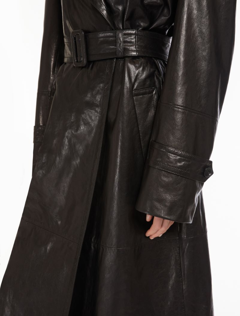 Sportmax Long-sleeved Leather Windbreaker In Black