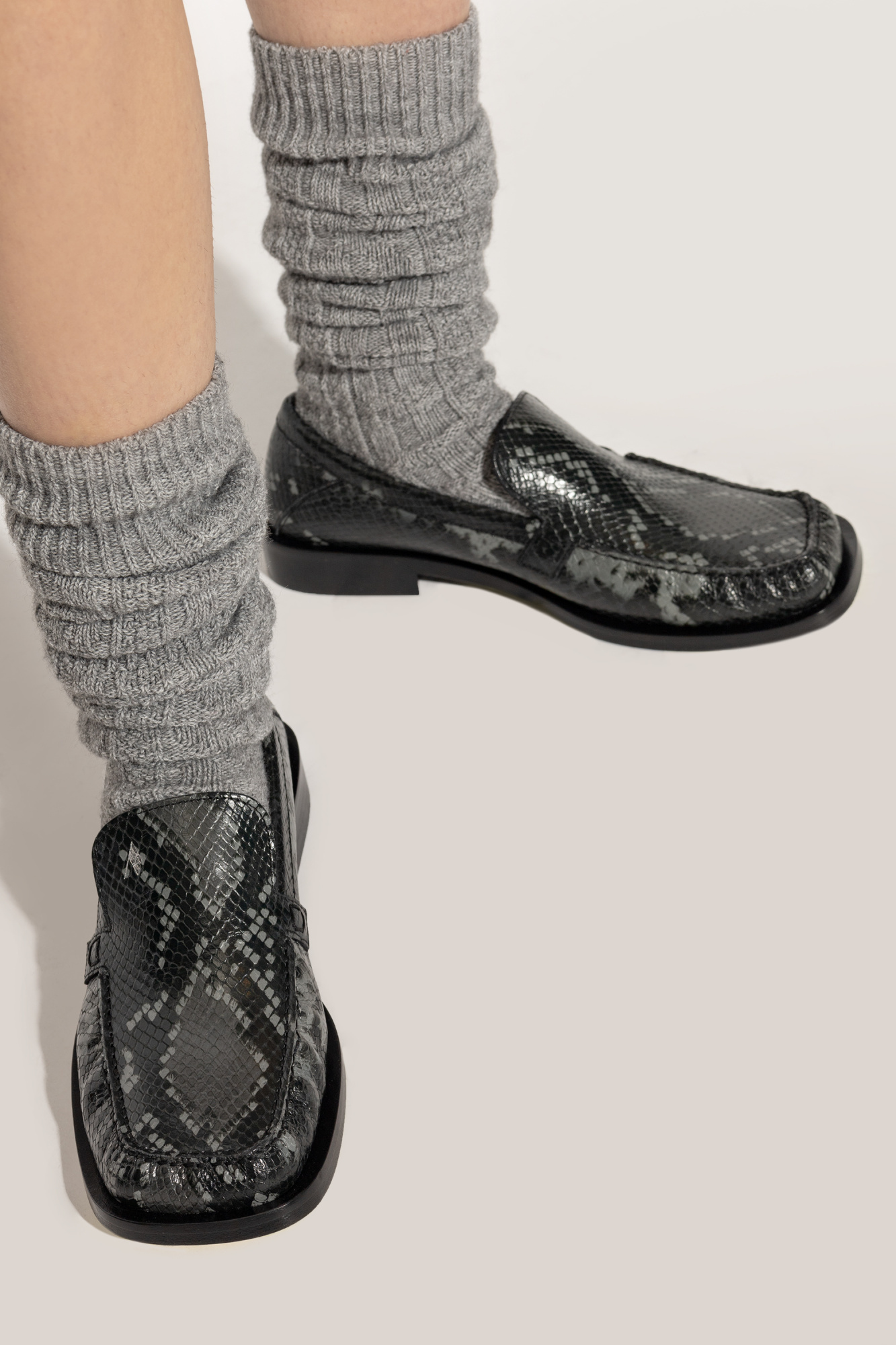 Attico 'charles Patent Leather Loafers In Black