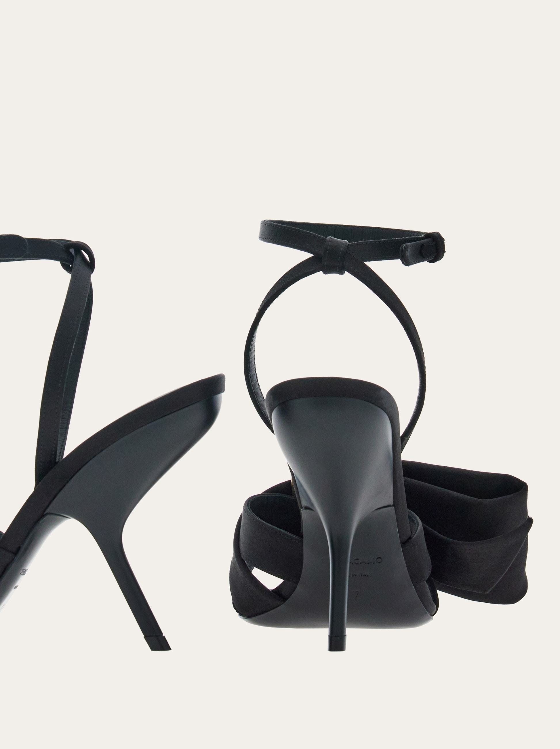 Ferragamo Heel Sandals With Bow Detail And Open Toe In Black