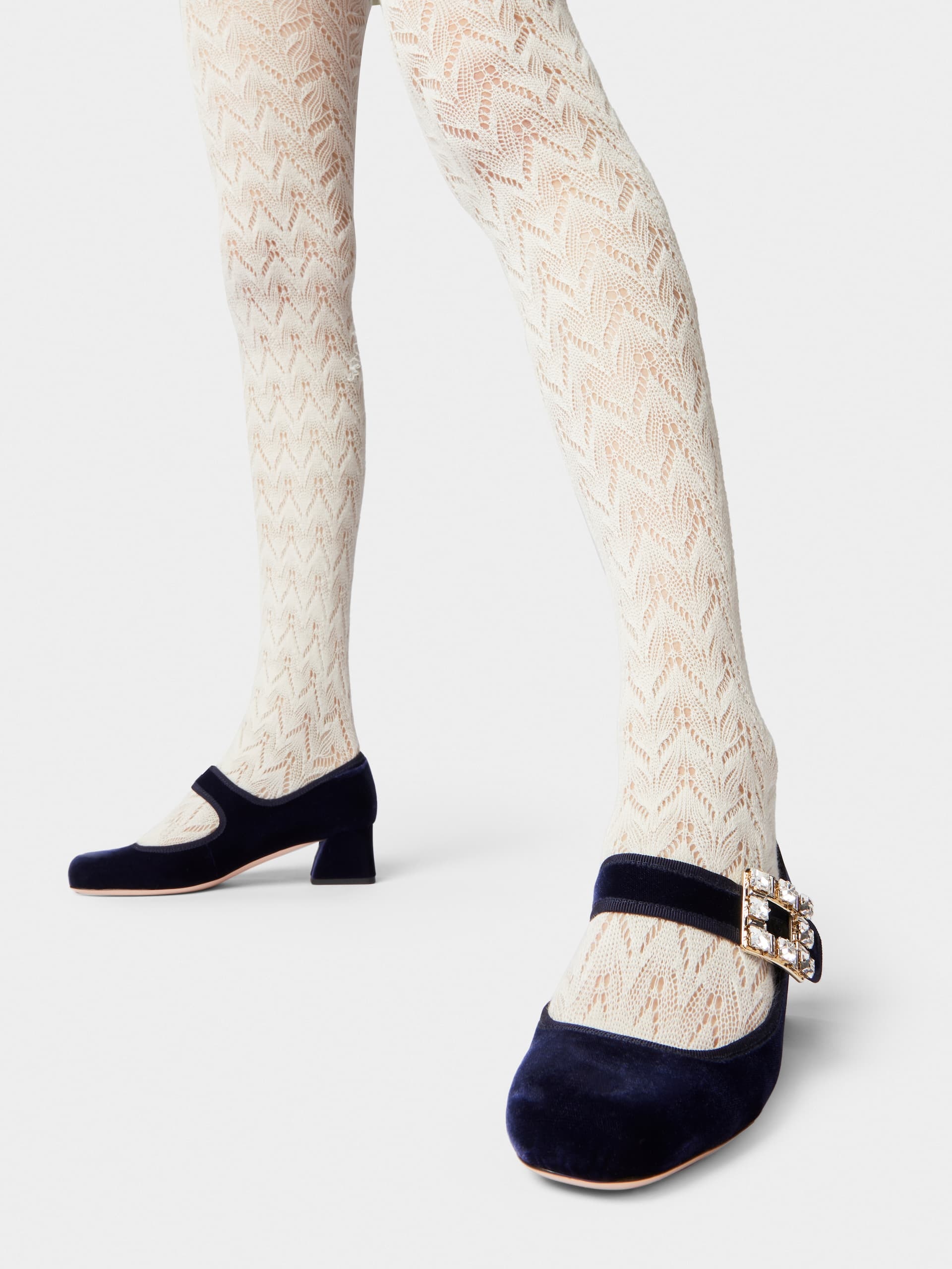 Roger Vivier Très Vivier Piping Diamond-button High Heels In Blue