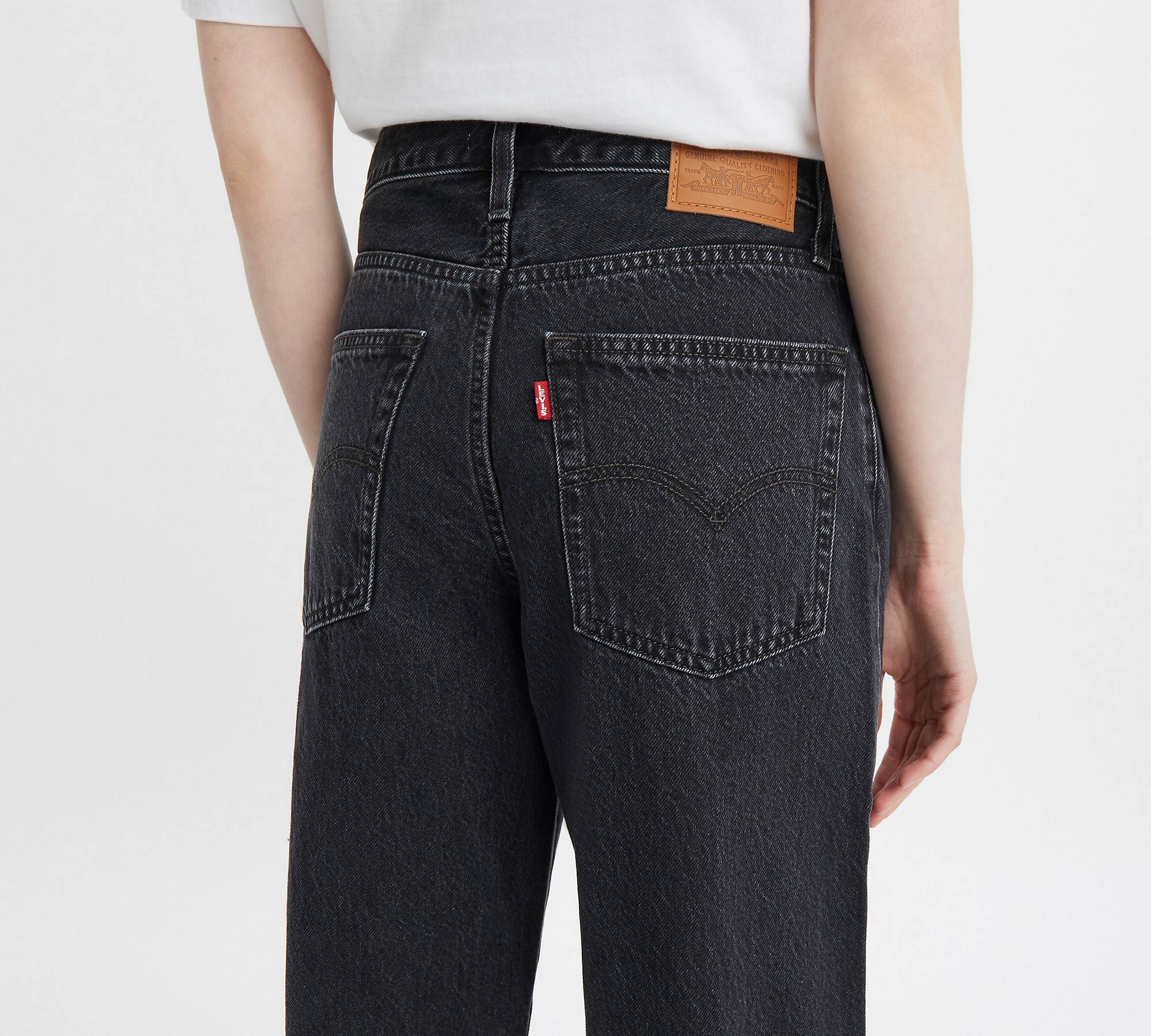 LEVI'S MID-RISE STRAIGHT-LEG JEANS