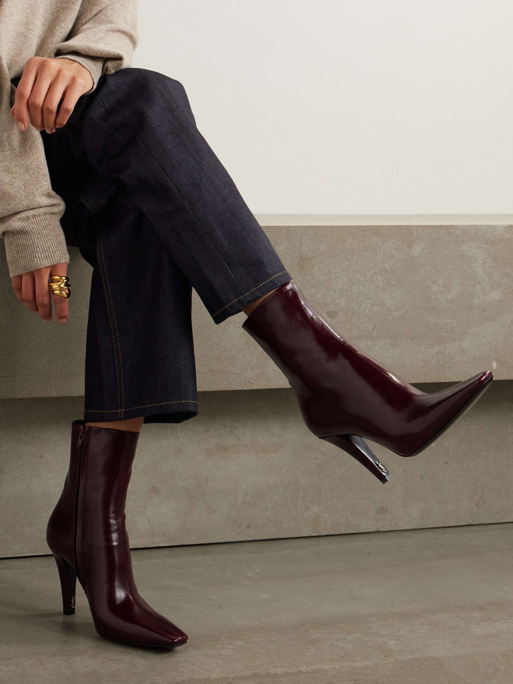 Saint Laurent 75mm Jill Pointed-toe Leather Ankle Boots In Brown