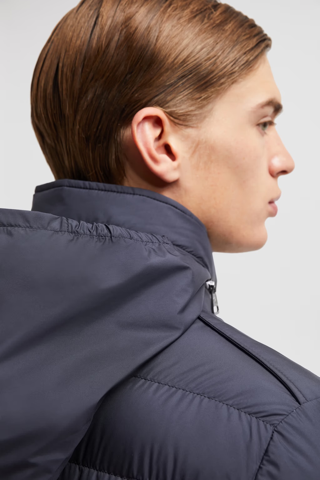 Moncler Munt Hooded Zip-up Down Jacket In Blue