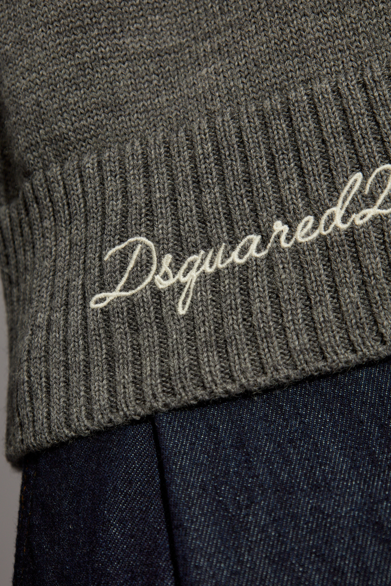 Dsquared2 Long-sleeved Sweater In Black