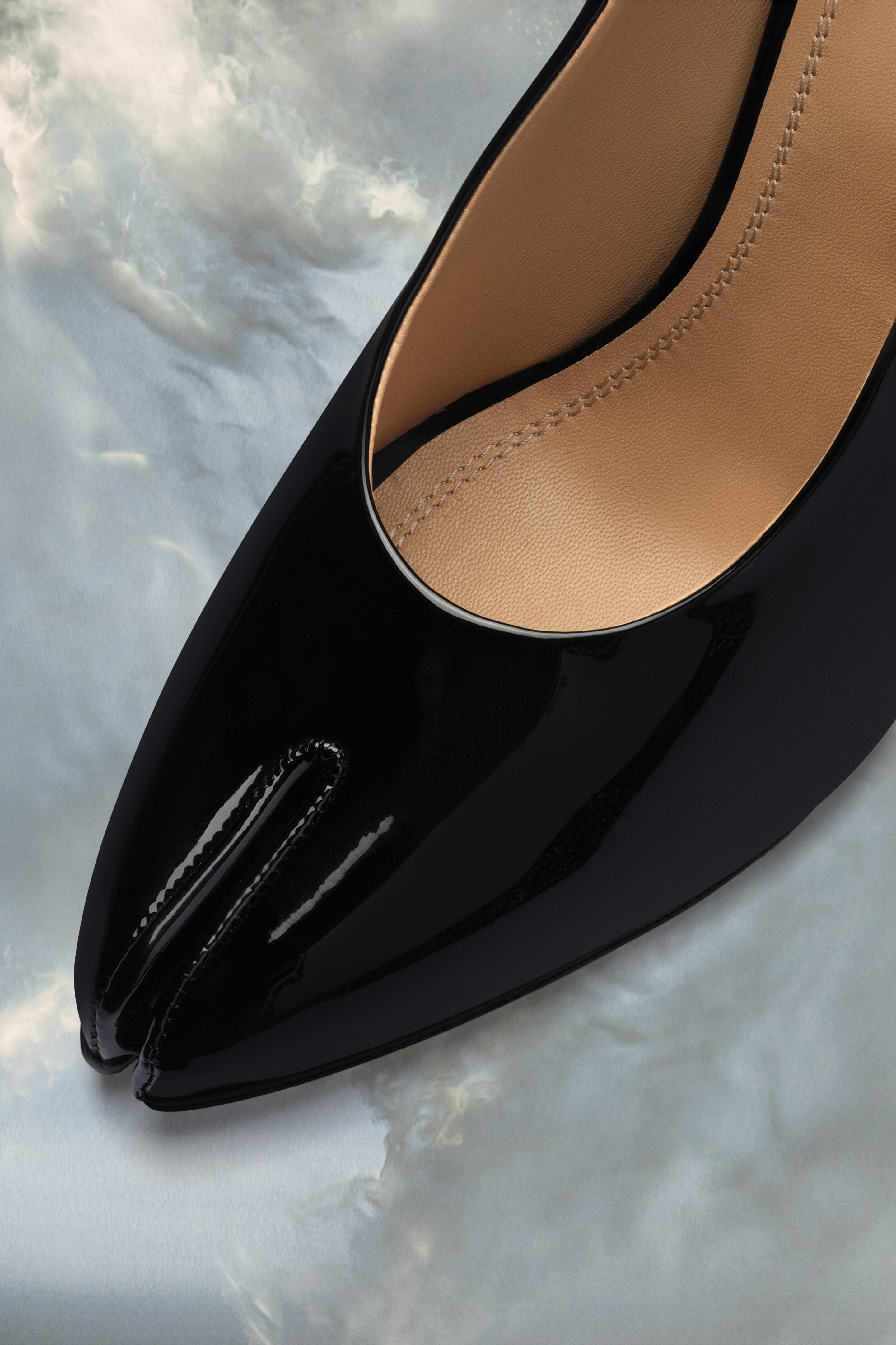 Maison Margiela Tabi Pointed Split-toe High Heels In Black