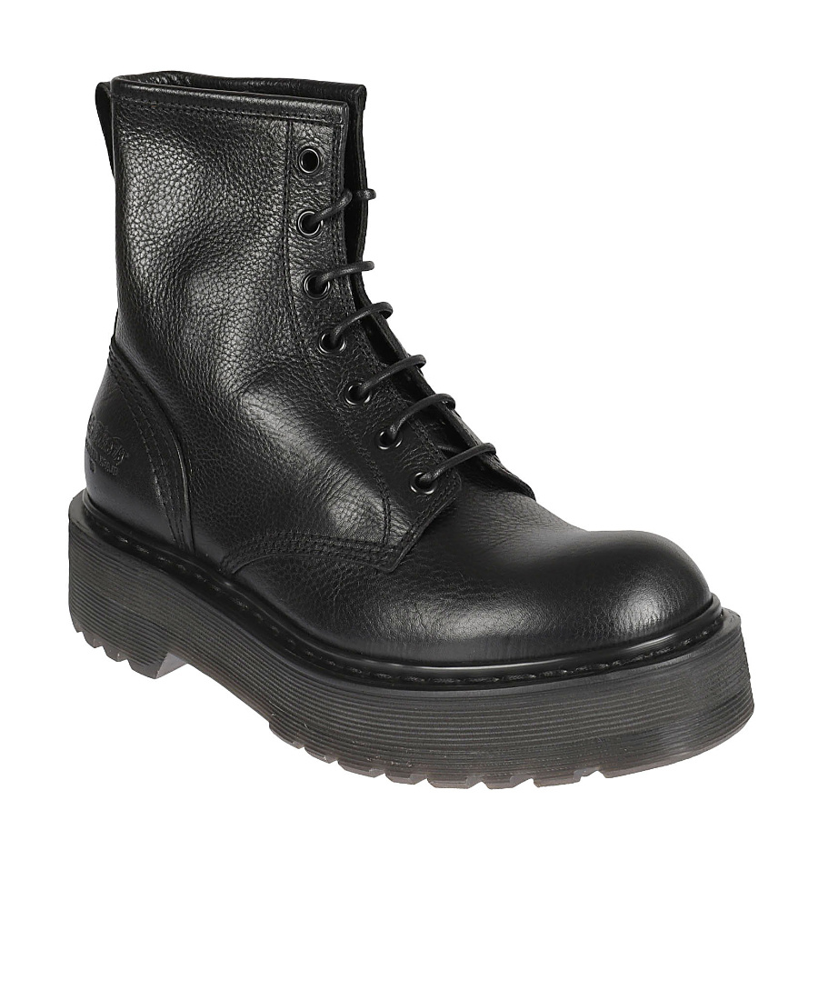 Premiata Logo Boots In Black