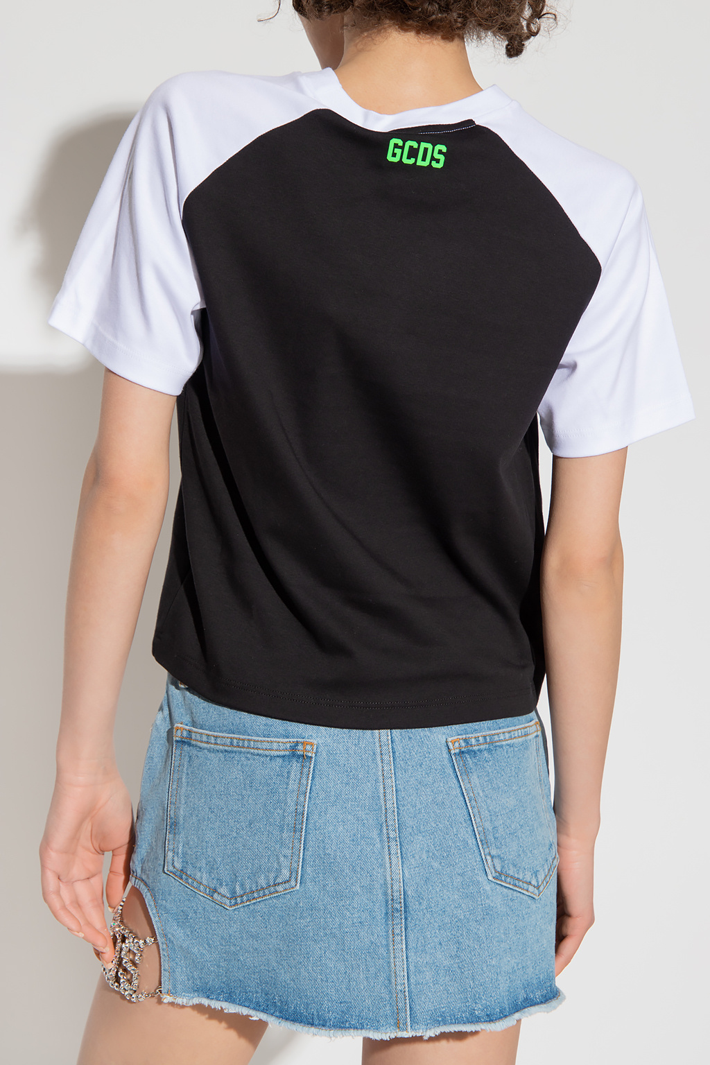 Gcds Slogan-print T-shirt In Black