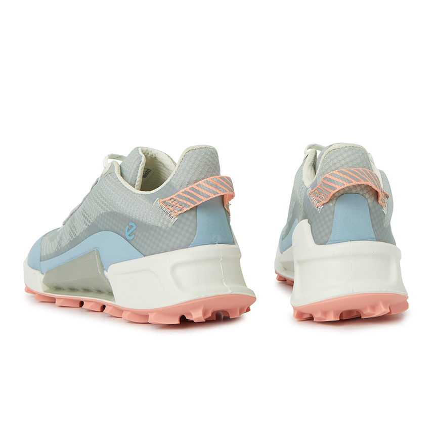 Ecco Round Toe Sneakers In Blue