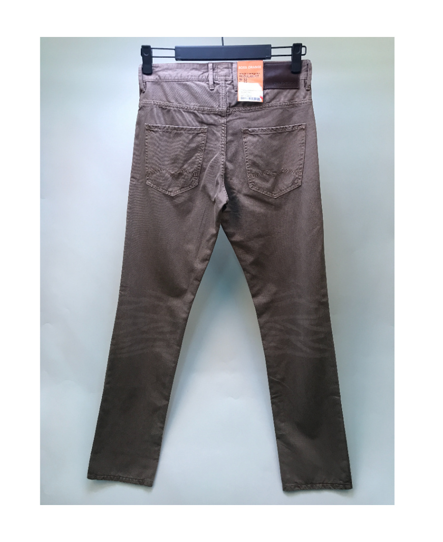 HUGO BOSS STRAIGHT JEANS