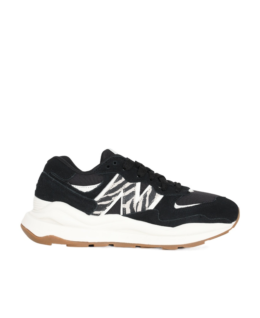New Balance Zebra-print Low-top Sneakers In Black