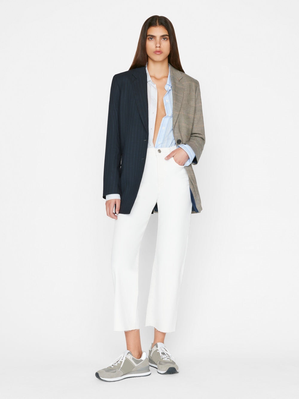 Frame High Waist Button Denim Trousers In White