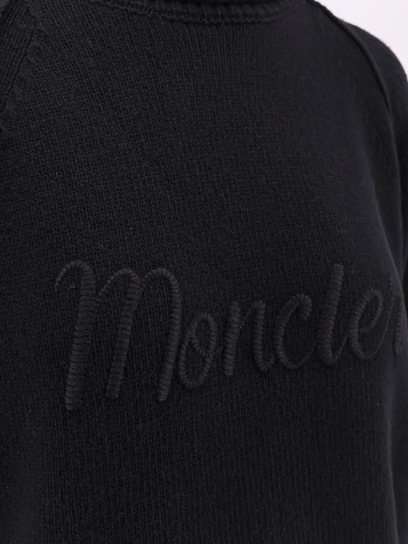 Moncler Sweater In Black