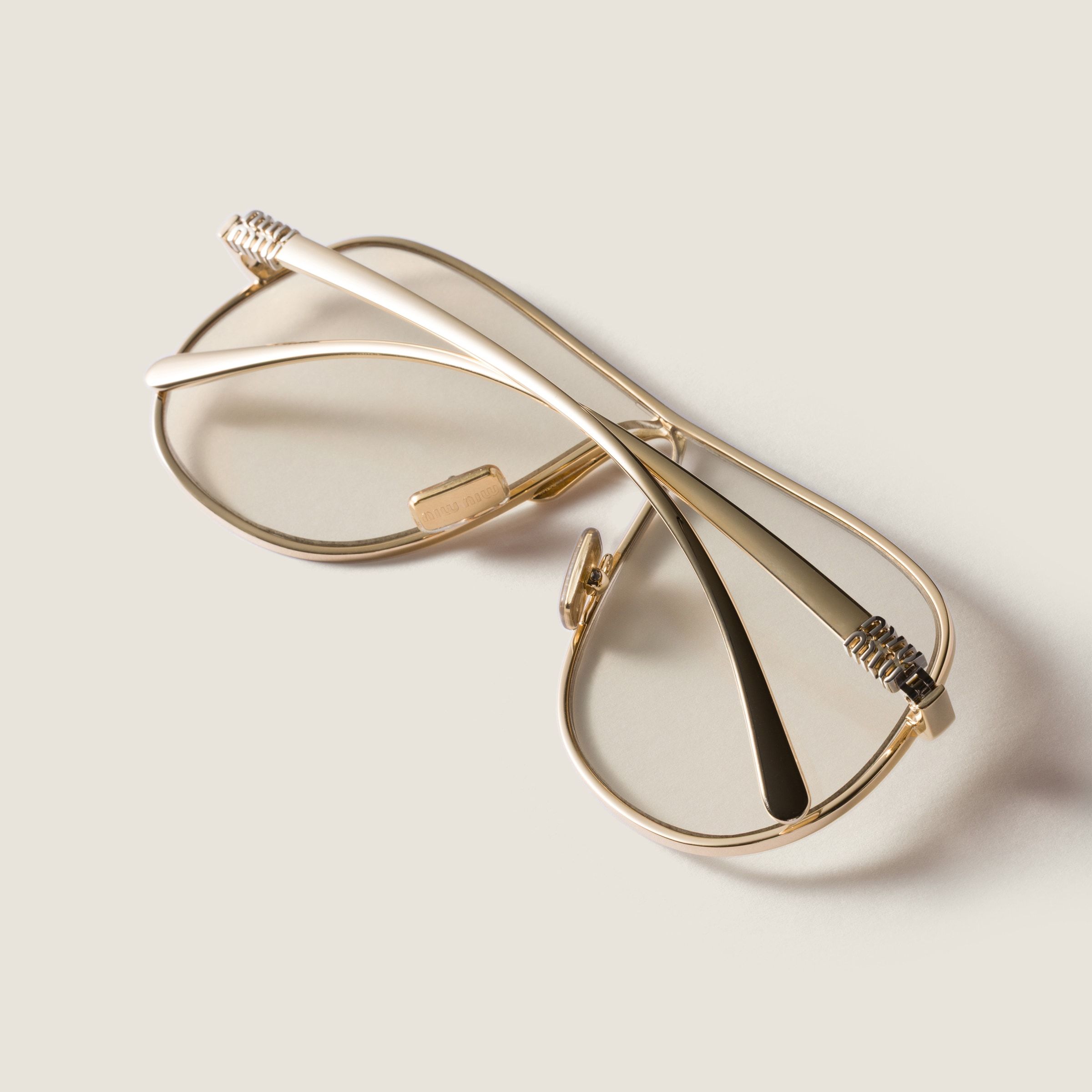 Miu Miu Miu Ombre Sunglasses In Gold