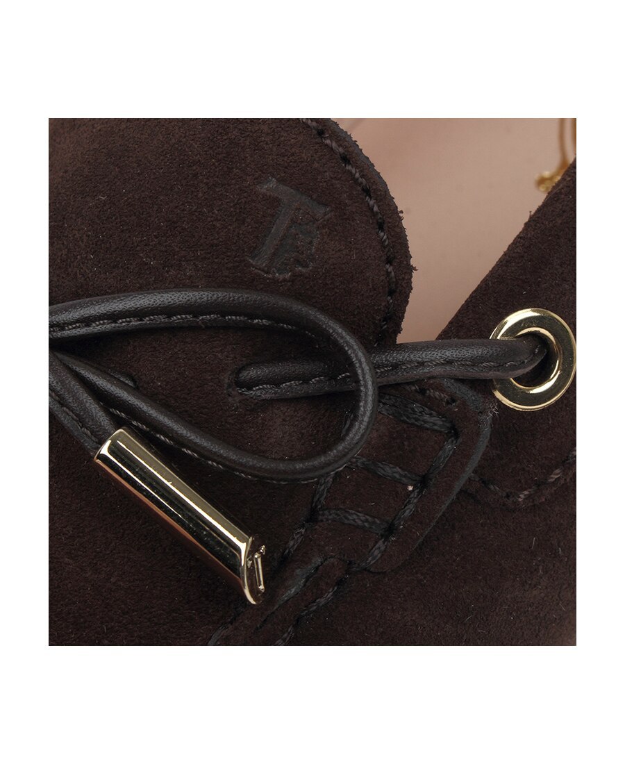 Tod's Gommino Loafers In Black