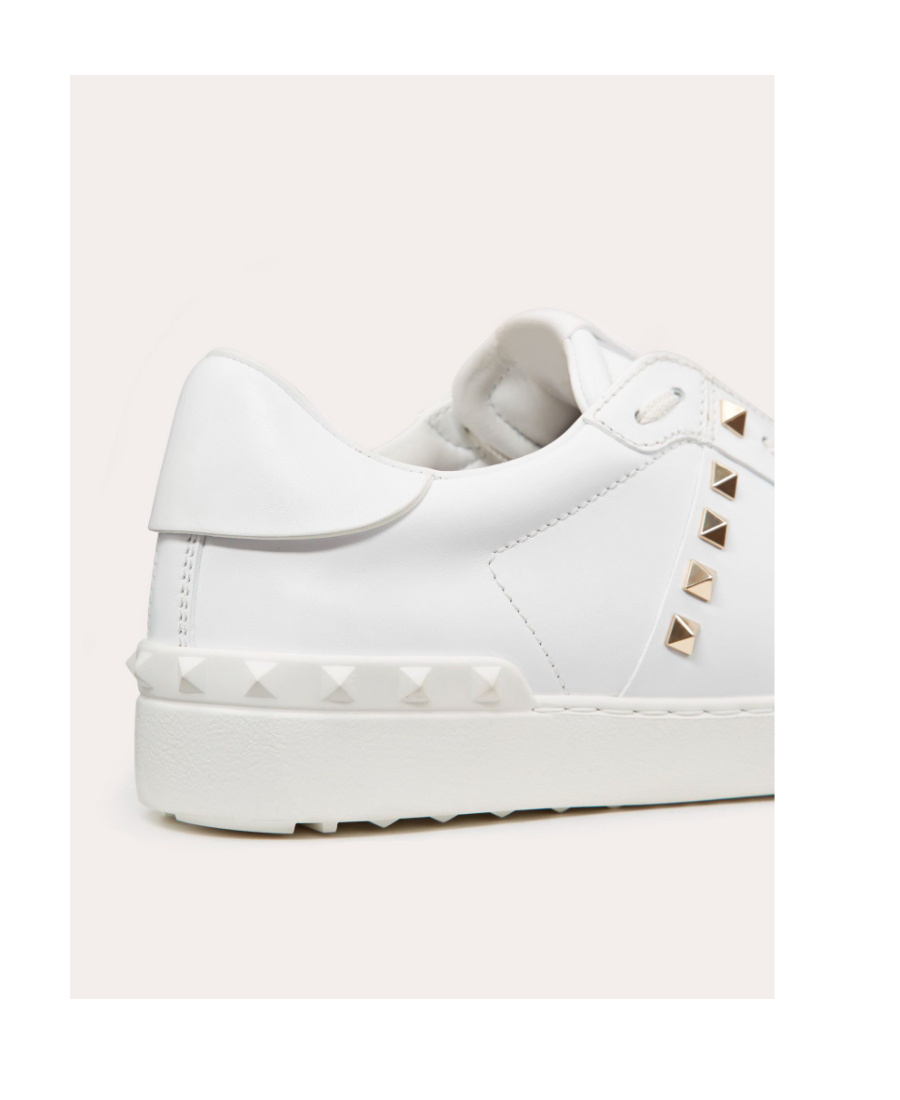 Valentino Rivet-decorated Casual Sneakers In White