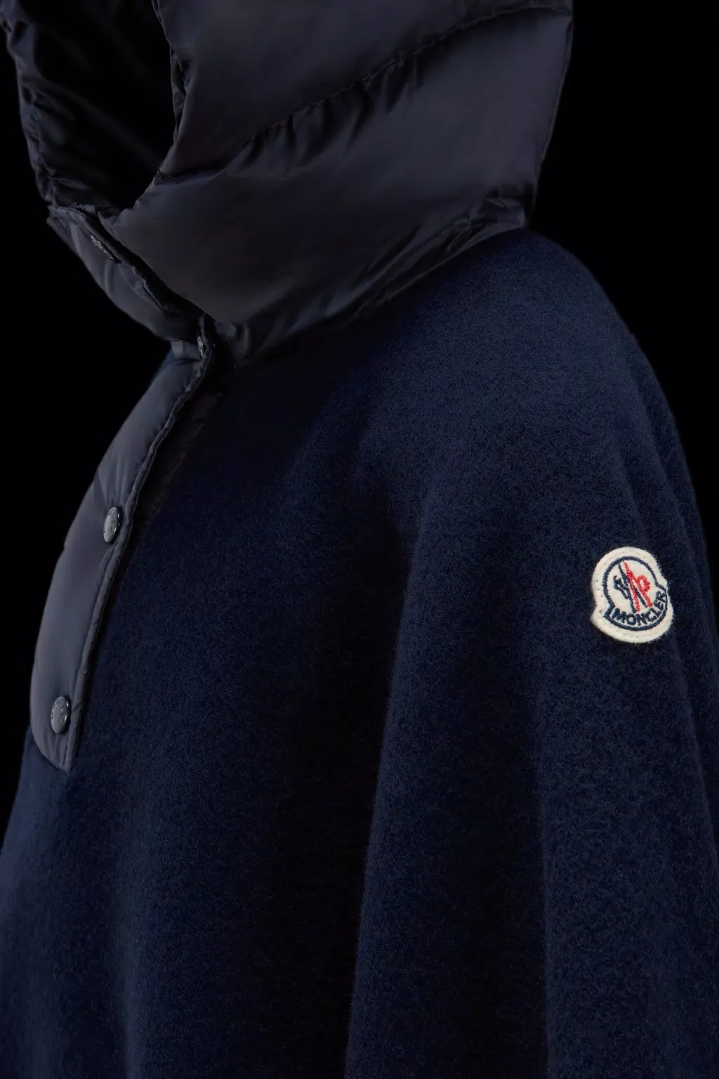 Moncler Logo-patch Fleece Hooded Cape In Blue