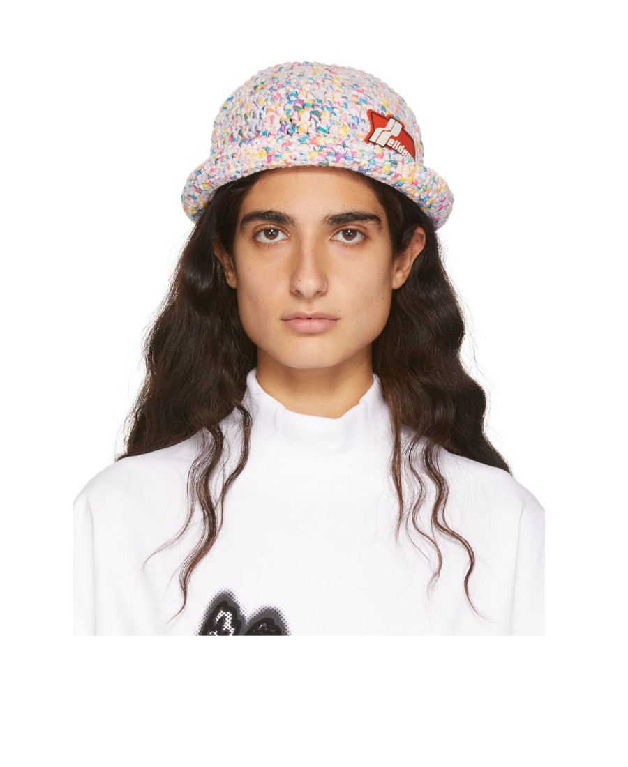 We11 Done Logo Coarse Knitted Fisherman's Hat In White