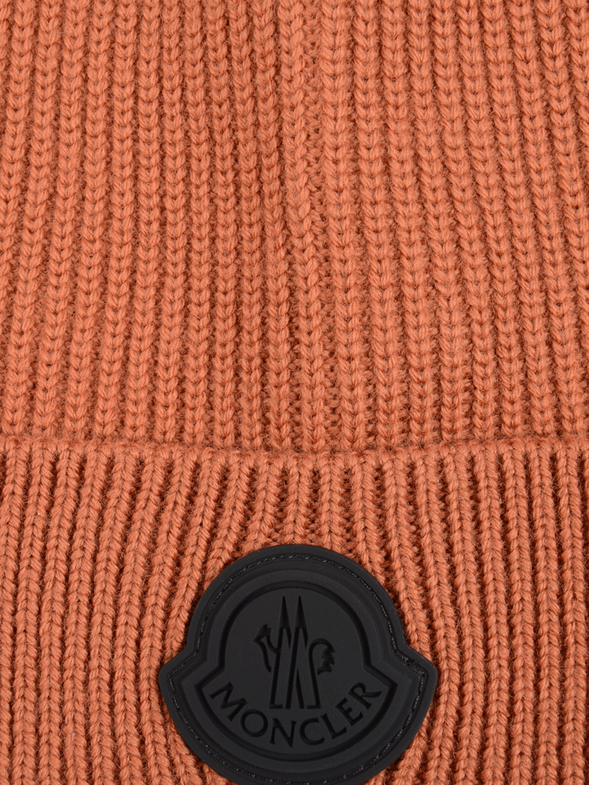 Moncler Ribbed Logo-patch Beanie In Brown