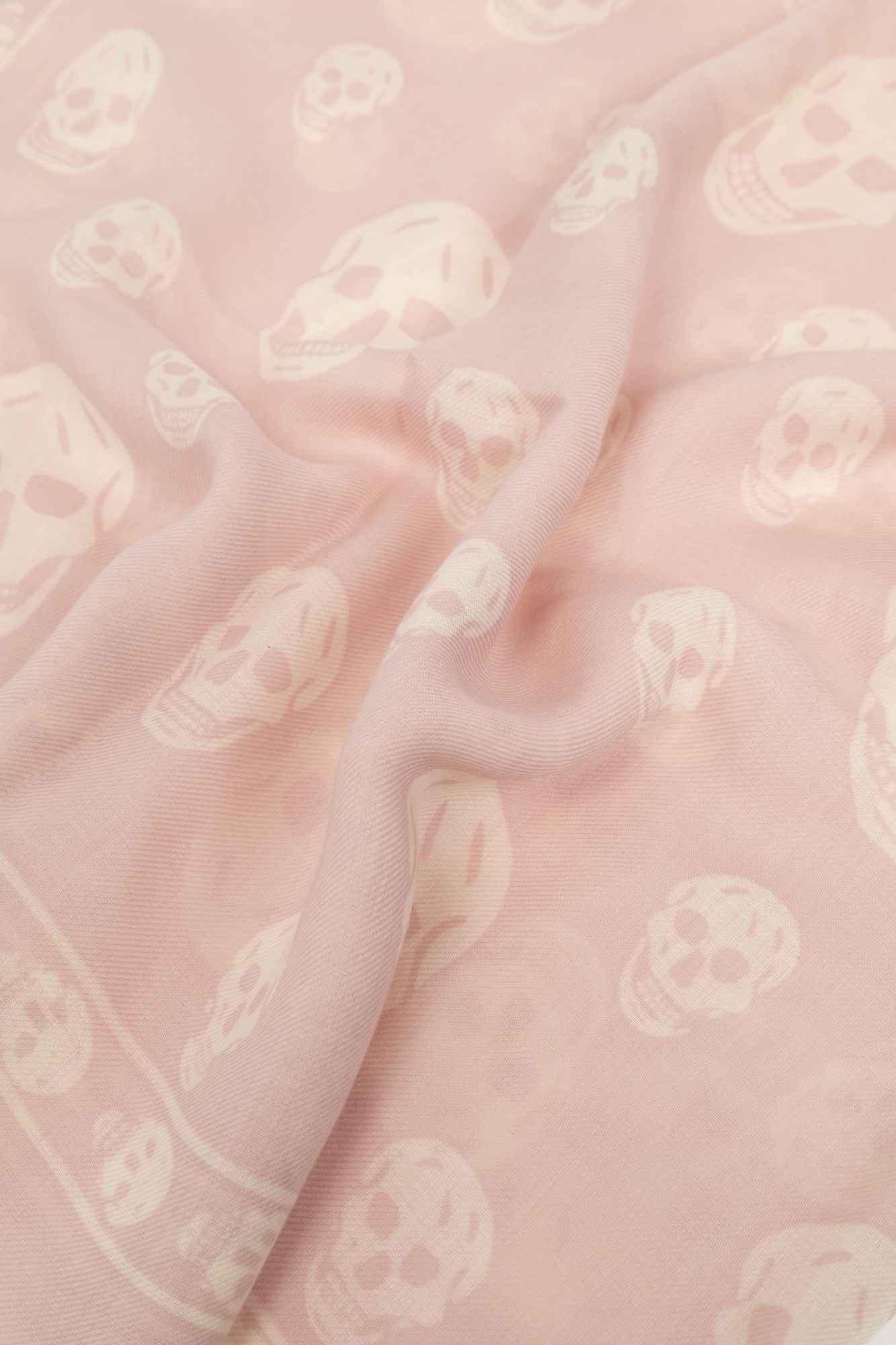 Alexander Mcqueen Skull-print Wool Scarf In Nude