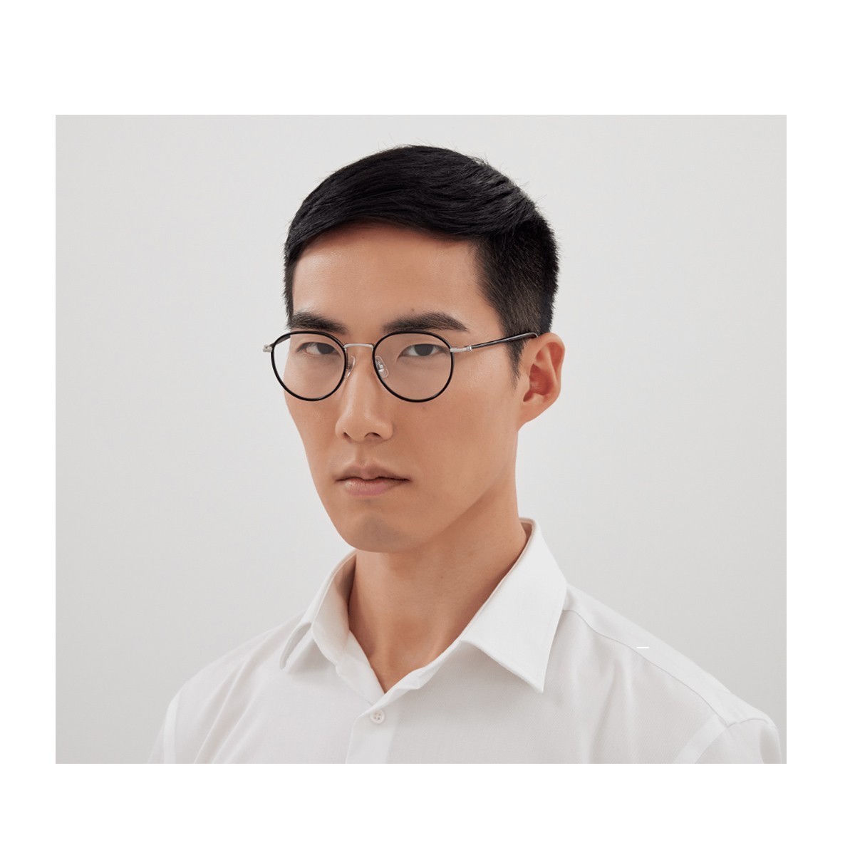 Montblanc Eyewear Round Frame Glasses In Black